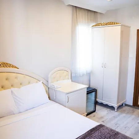 Hikmet Hotel *